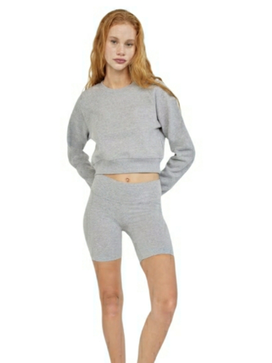 Aritzia Pants - NWT Aritzia TNA Chill Atmosphere Mid-Rise 7" Shorts- 3XS